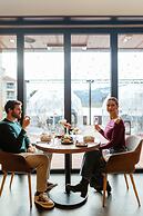 Delta Hotels by Marriott Grand Okanagan Resort