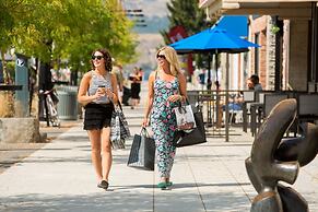 Delta Hotels by Marriott Grand Okanagan Resort