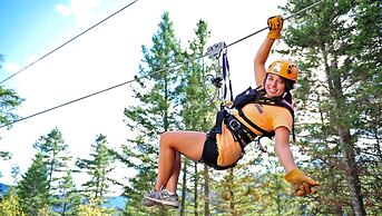 Delta Hotels by Marriott Grand Okanagan Resort