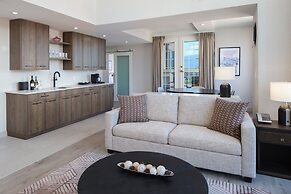 Delta Hotels by Marriott Grand Okanagan Resort