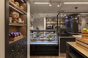 Delta Hotels by Marriott Grand Okanagan Resort