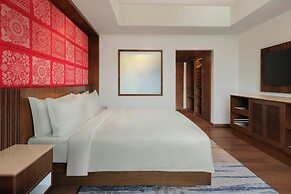 The Soaltee Kathmandu, Autograph Collection