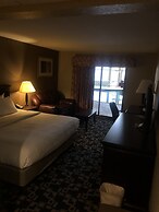 Express Suites Riverport Inn & Suites