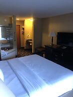 Express Suites Riverport Inn & Suites