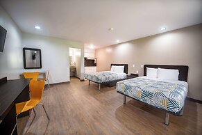 Motel 6 Livingston, TX