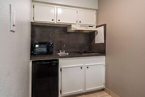 Motel 6 Livingston, TX