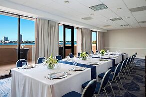 Sheraton Norfolk Waterside Hotel