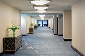 Sheraton Norfolk Waterside Hotel