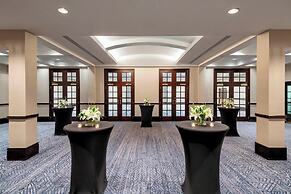 Sheraton Norfolk Waterside Hotel