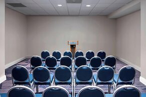 Sheraton Norfolk Waterside Hotel