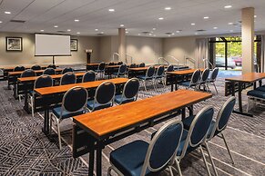 Sheraton Norfolk Waterside Hotel