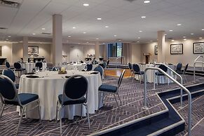 Sheraton Norfolk Waterside Hotel