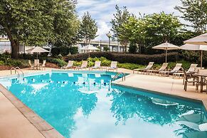 Sheraton Norfolk Waterside Hotel