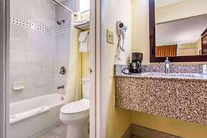 Ramada by Wyndham Santee I-95