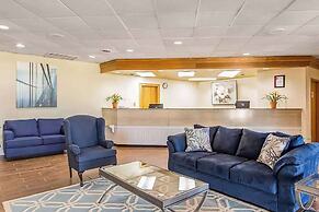 Ramada by Wyndham Santee I-95
