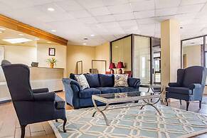 Ramada by Wyndham Santee I-95
