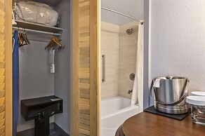 DoubleTree by Hilton Tucson - Reid Park