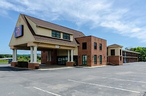 Motel 6 Lexington, VA