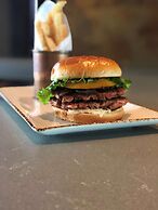 Hilton Orlando Lake Buena Vista - Disney Springs® Area