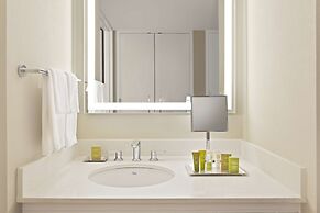 Hilton Orlando Lake Buena Vista - Disney Springs® Area