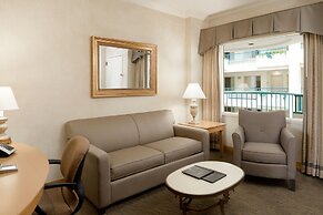 Hilton Boca Raton Suites