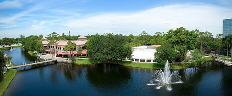 Hilton Boca Raton Suites