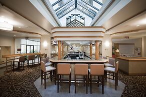 Hilton Boca Raton Suites