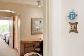 Hilton Boca Raton Suites