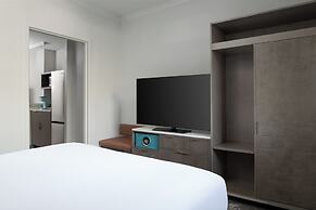 Hilton Boca Raton Suites