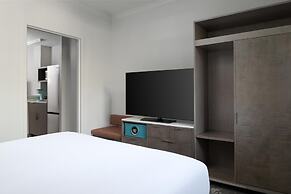 Hilton Boca Raton Suites