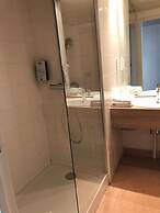 Hotel Kyriad Nemours
