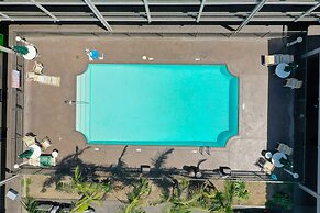 La Quinta Inn by Wyndham Costa Mesa / Newport Beach