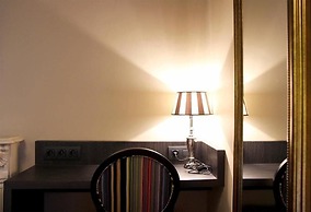 Hotel Le Montmartre Saint Pierre