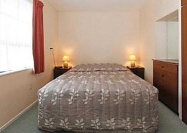 Econo Lodge Canterbury Court