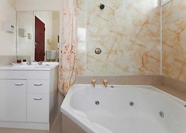 Econo Lodge Canterbury Court