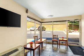 Econo Lodge Lynchburg South