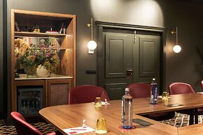 NH Collection Madrid Suecia