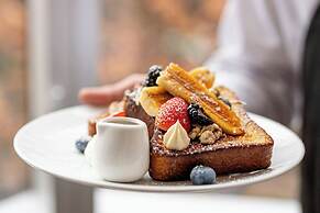 Sheraton Vancouver Wall Centre