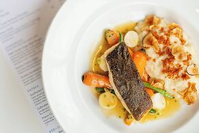 Sheraton Vancouver Wall Centre