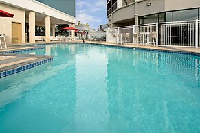Holiday Inn Long Beach Airport Hotel and Conference Center, an IHG Hot