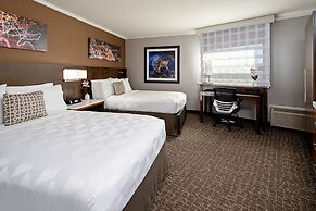 Holiday Inn Long Beach Airport Hotel and Conference Center by IHG