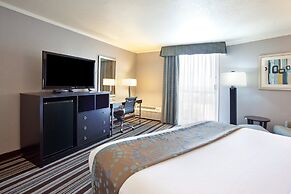 Holiday Inn Long Beach Airport Hotel and Conference Center by IHG
