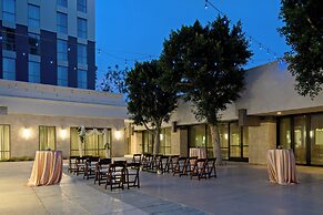 Holiday Inn Long Beach Airport Hotel and Conference Center by IHG