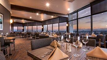 Holiday Inn Long Beach Airport Hotel and Conference Center by IHG