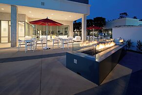 Holiday Inn Long Beach Airport Hotel and Conference Center by IHG