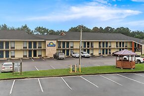 Days Inn by Wyndham Aiken - Interstate Hwy 20