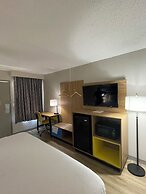 Days Inn by Wyndham Florence Near Civic Center