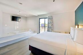 Studio 6 Suites Lawndale, CA – South Bay