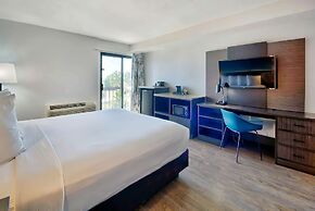 Studio 6 Suites Lawndale, CA – South Bay