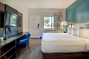 Studio 6 Suites Lawndale, CA – South Bay